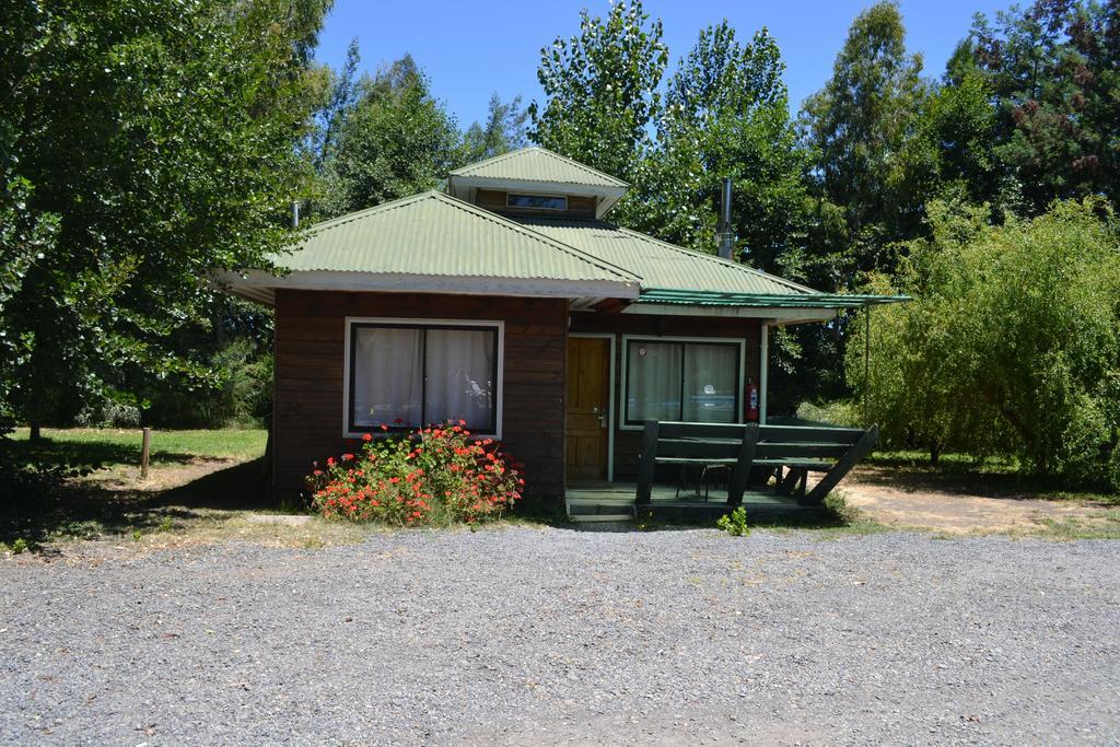 Cabanas Parque Salto Del Laja El Manzano  Rom bilde